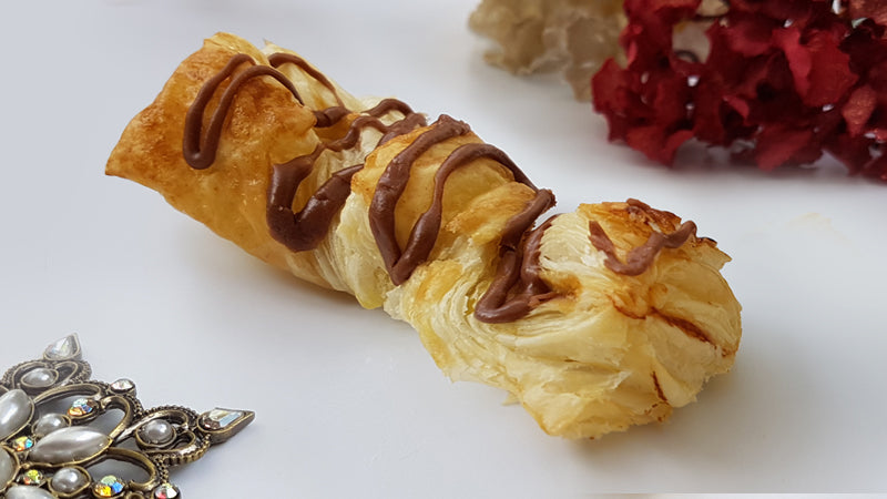 Dark Chocolate & Sea Salt Fudge Mince Pie Twists