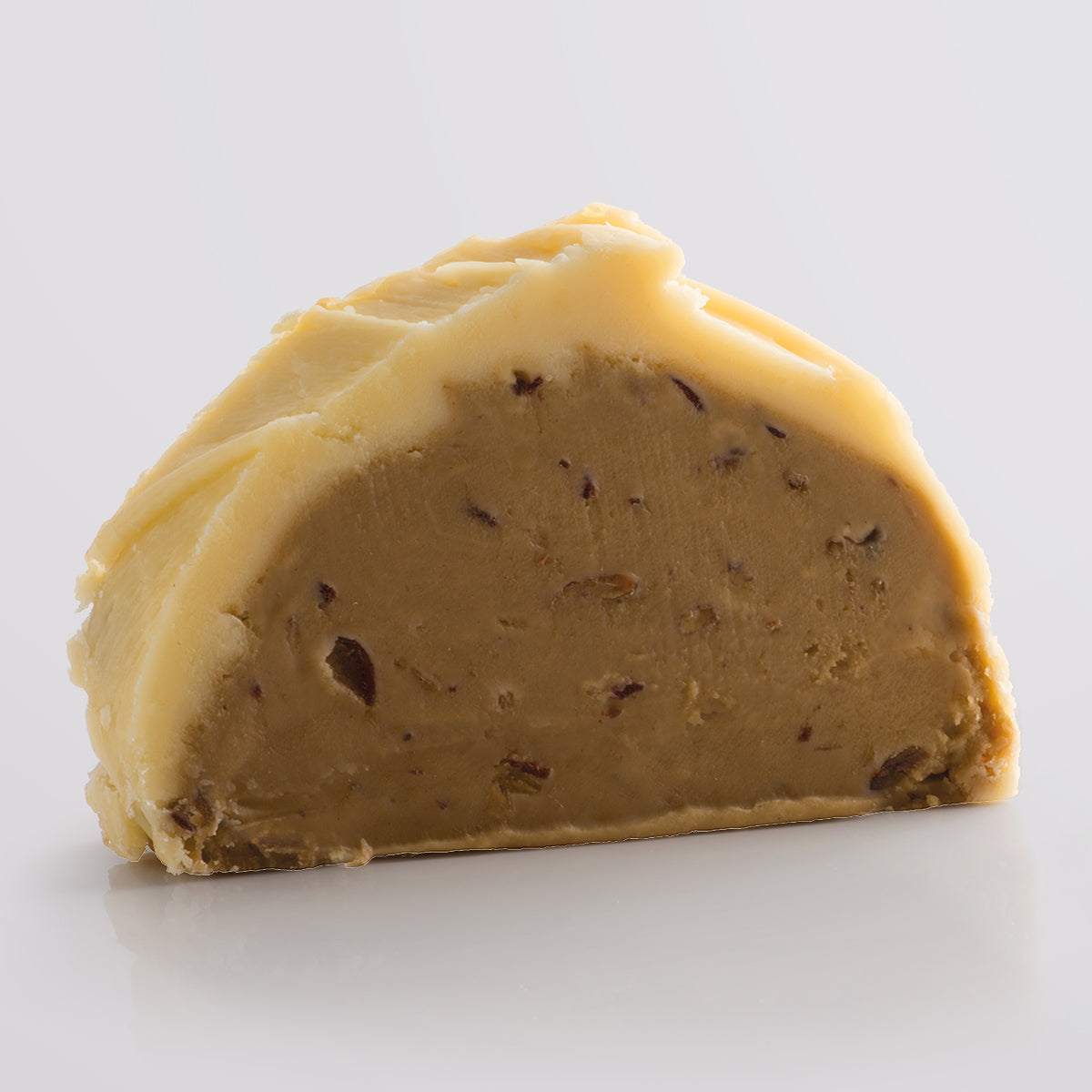 Sticky Toffee Pudding Fudge single slice, a Fudge Kitchen indulgent, handmade fresh fudge flavour.